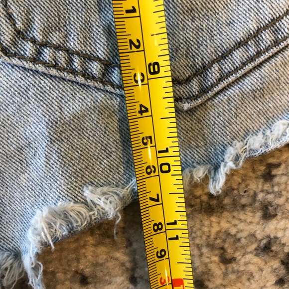 Free People Raw Edge Denim Distressed Cut-off Shorts Size 24 - Picture 13 of 15